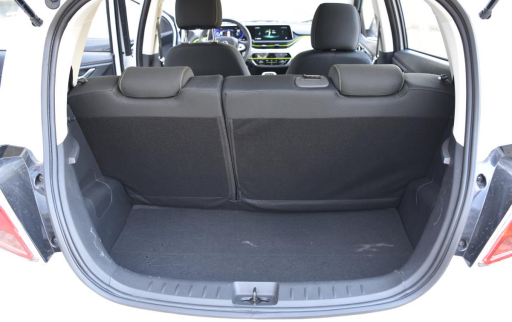 1025双联屏萌版unit这台奔奔estar试驾后有点出乎意料