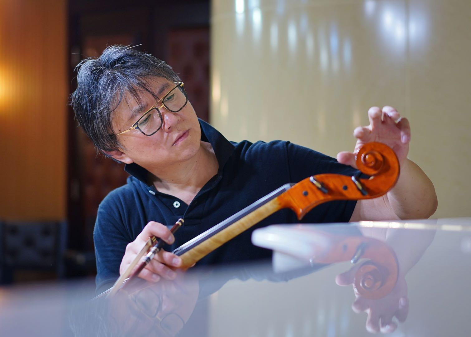 音乐永远都是一种遗憾的艺术大提琴演奏家关正跃