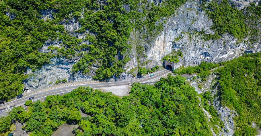 苏花公路迎着太平洋的风
