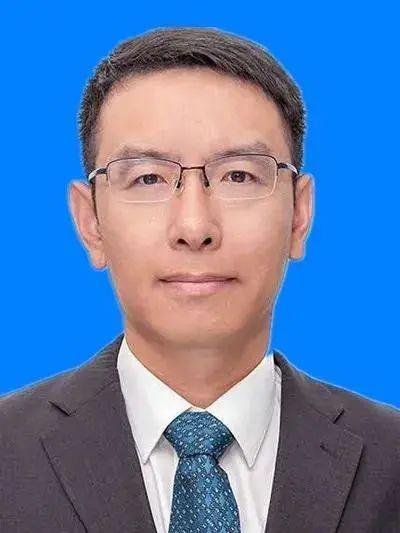 伴公汀一个月内9名70后晋升副部全国70后副部级干部至少29人