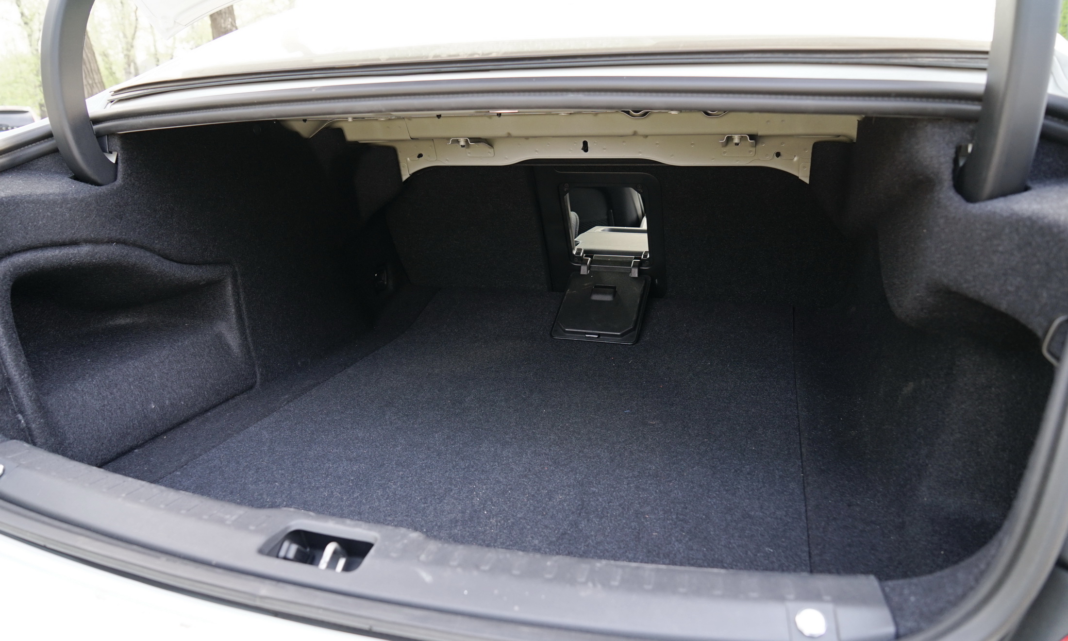 当s90换上运动套件,它还是那台优雅的行政级吗?