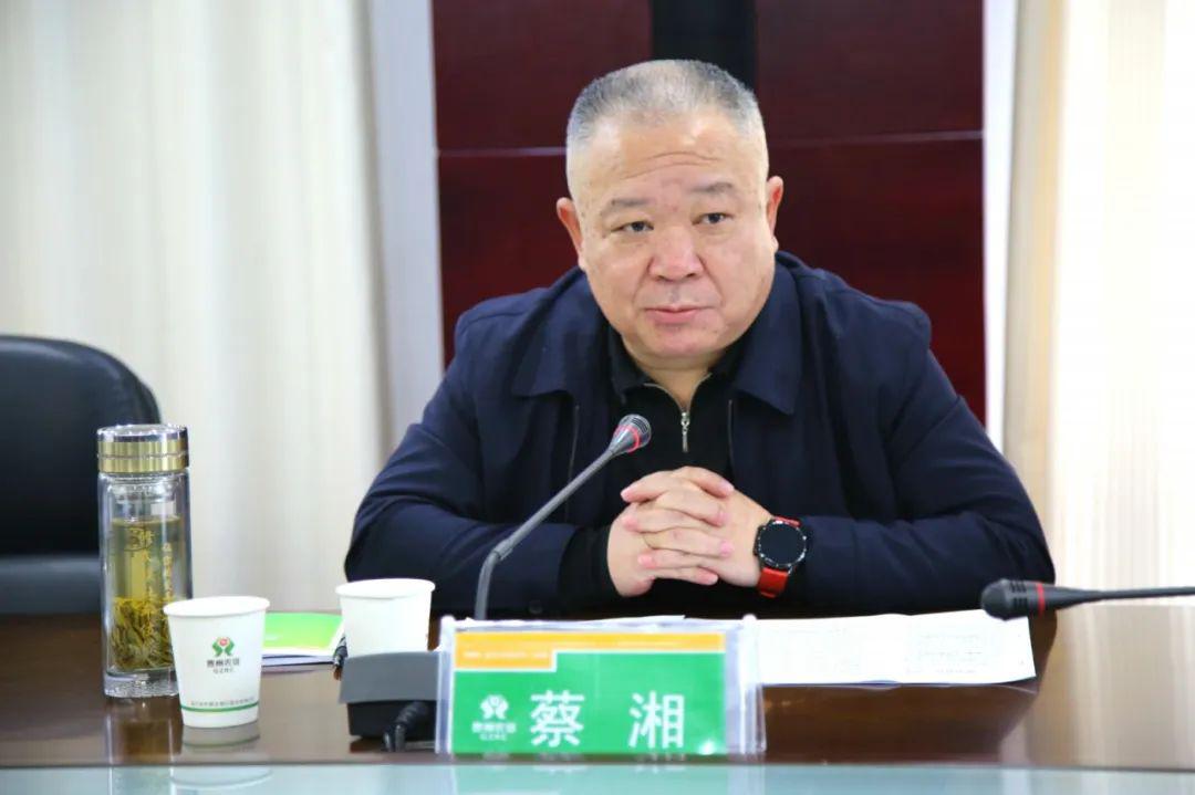 在座谈会上,务川县委书记杨游明表示,今年以来,务川县按照一手抓疫情