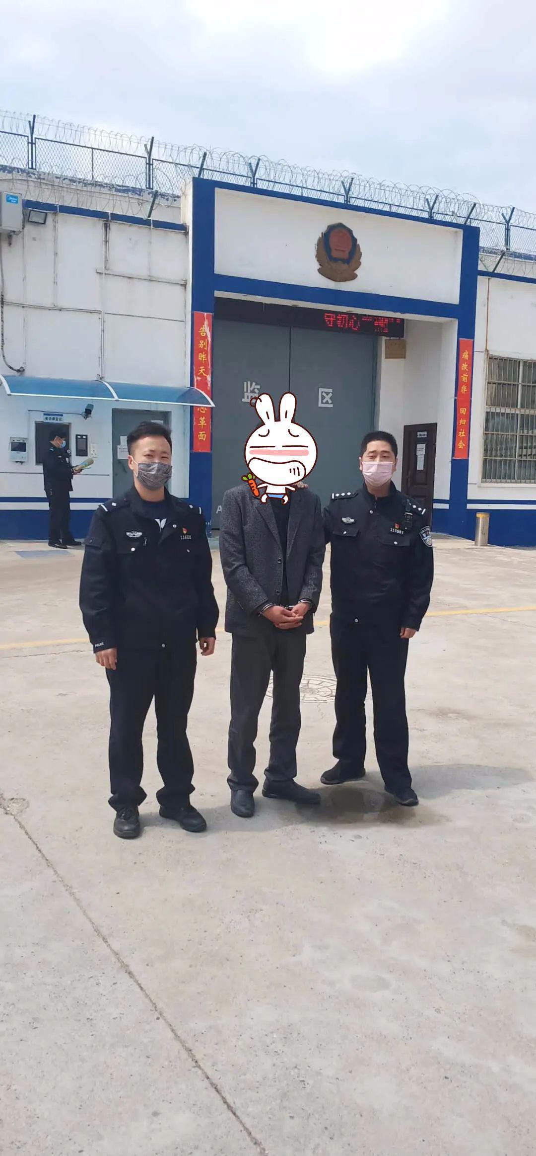 尹某某图片