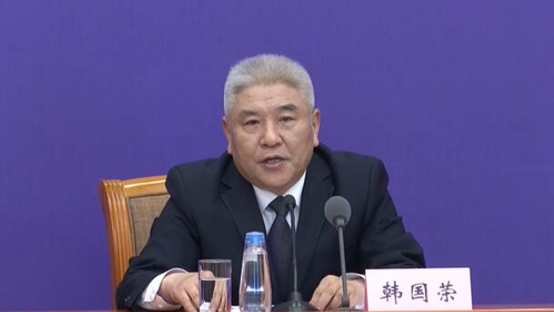 会上,国家税务总局纳税服务司副司长,一级巡视员韩国荣表示,税务总局