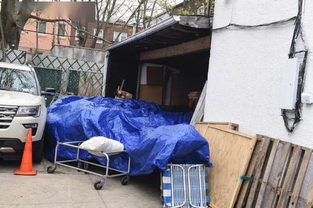 美国抗疫记26一辆卡车要装110具尸体特朗普自夸将连任