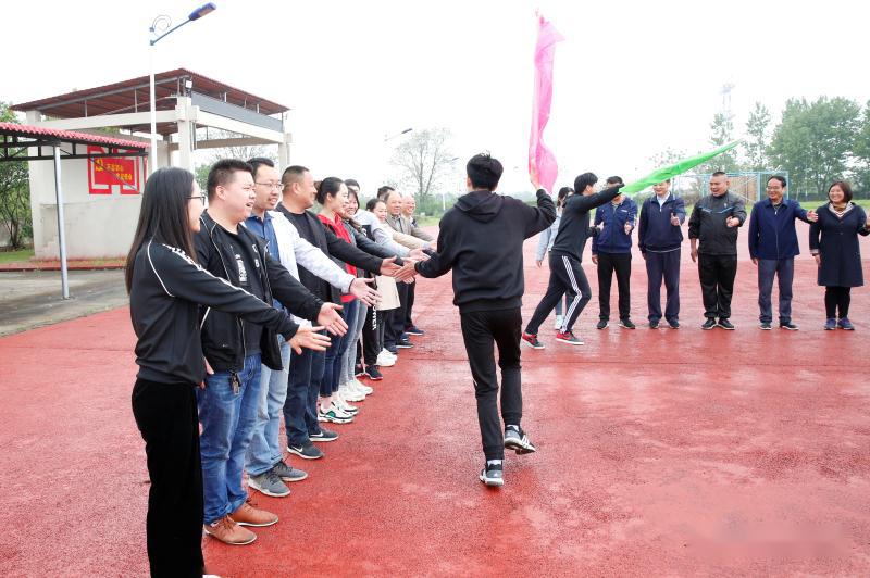 安庆市中小学生研学综合实践基地(原徐桥高中)开展"凝心聚力"团建活动