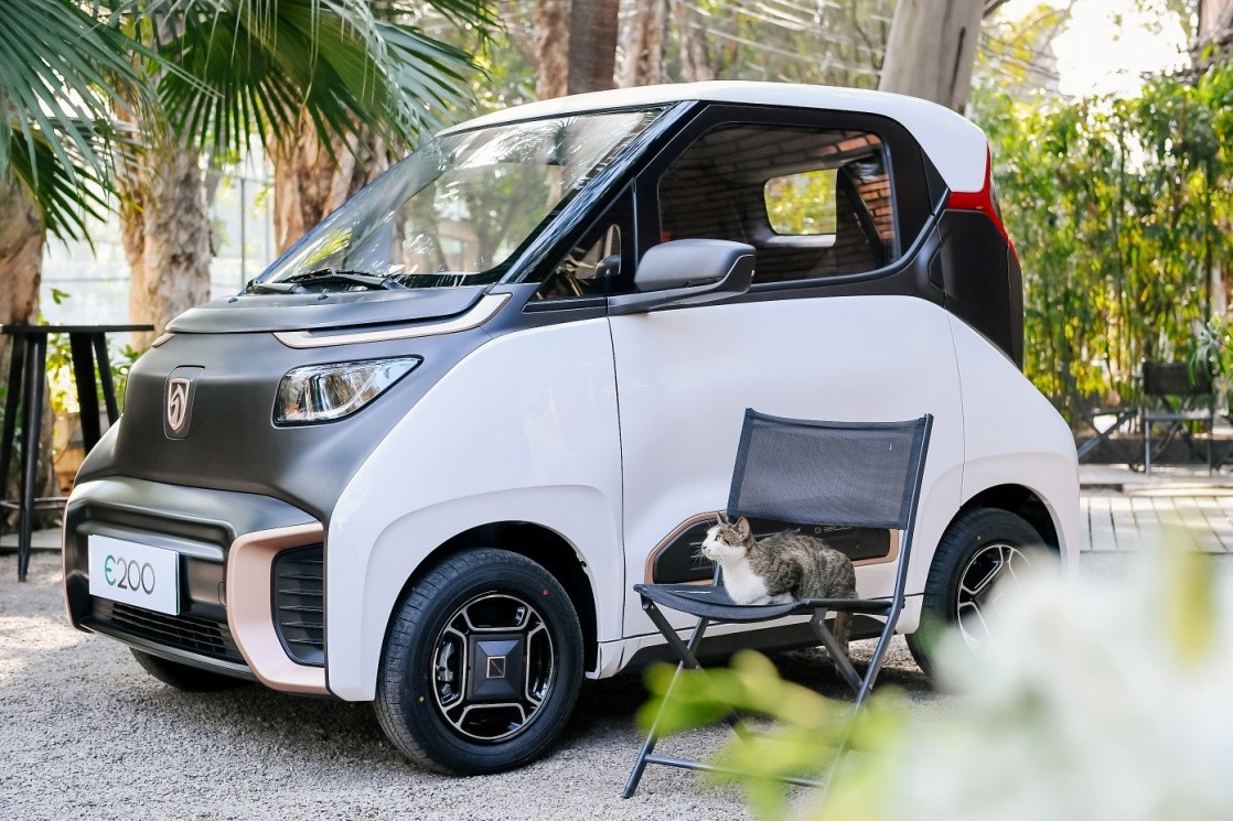 28个城市6千台车这款3年卖10万的两座新能源车为何还搞体验