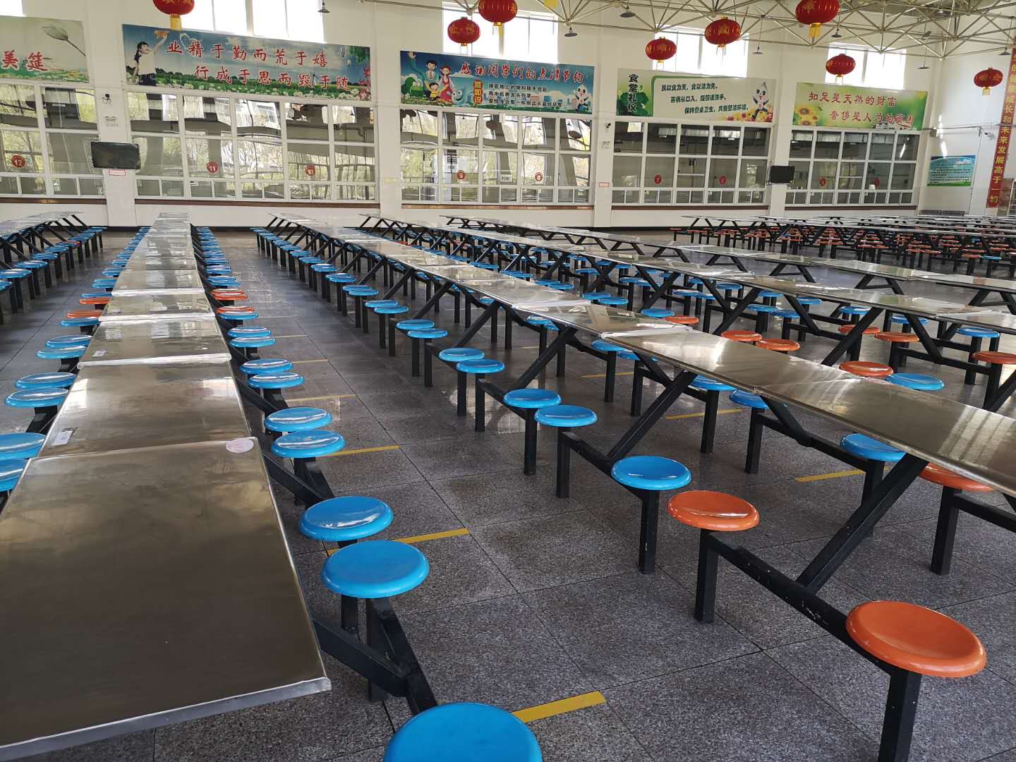 朔城区第七中学硬核防疫措施为复学做好准备