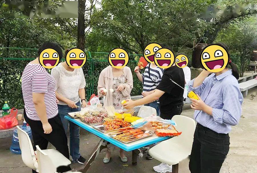 春秋淹城遗址公园户 外 烧 烤记得带上常州惠民旅游年卡哟!