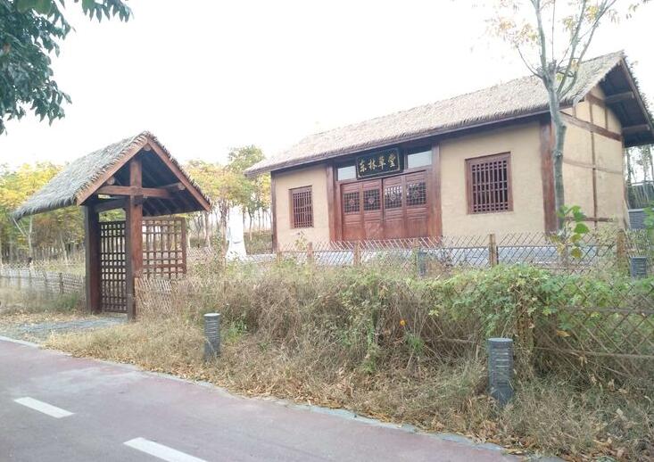 有位自驾游的朋友跟小水说过,他当时开车自驾按着导航一直到了符离镇