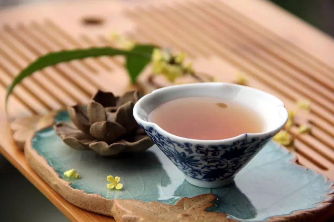 一杯酒温暖你的世界