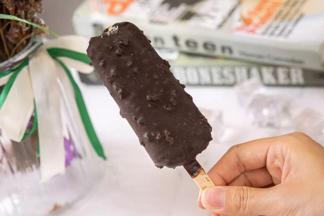 抢券预警明治朗姆酒雪糕半价来袭