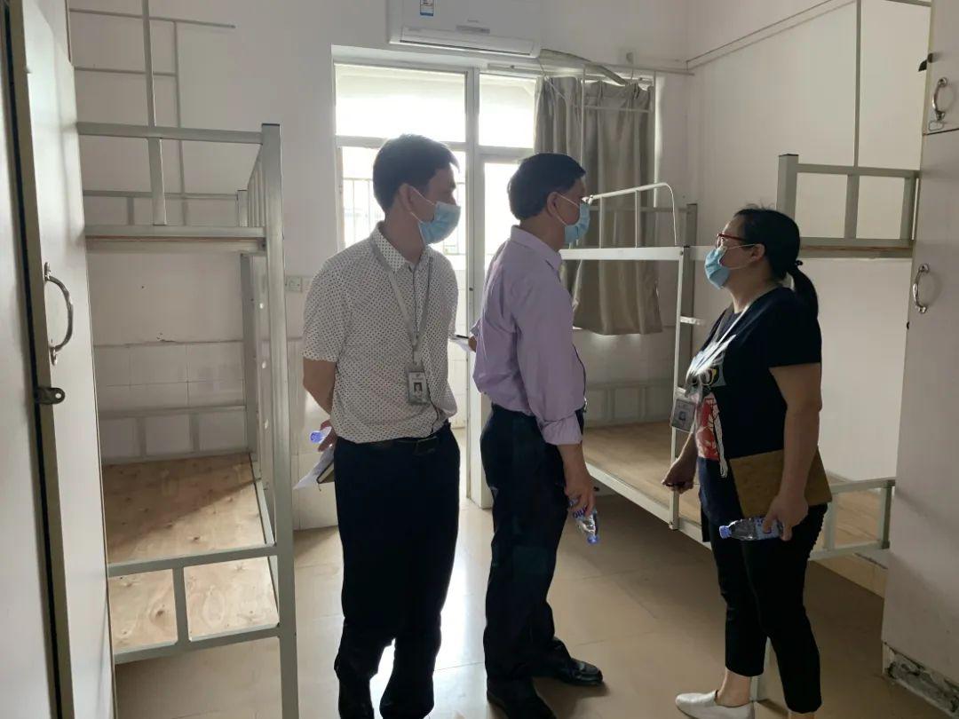 市教育局督查验收惠州一中实验学校返校复学准备工作