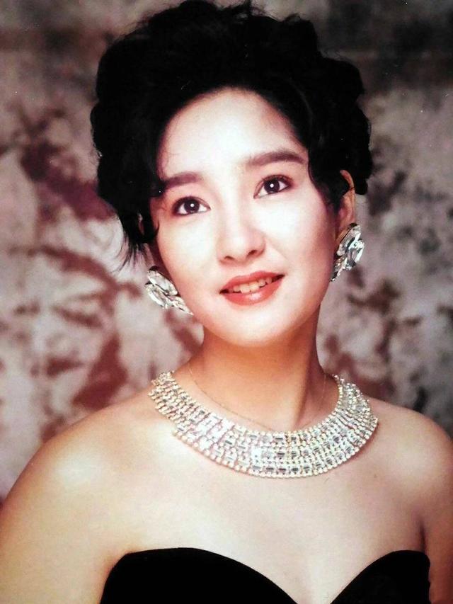 "拨开云雾见天日,守得云开见月明",好不容易,严慧明等到了徐少强的