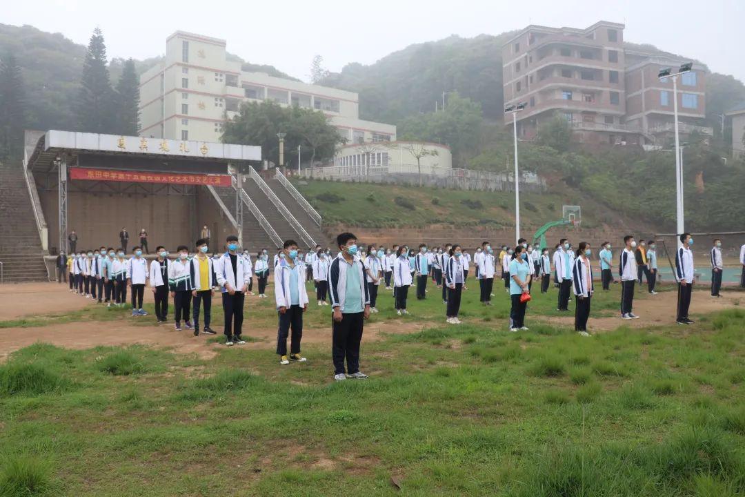 現場直擊南安四中東田中學初三開學第一天及背後的那些事兒