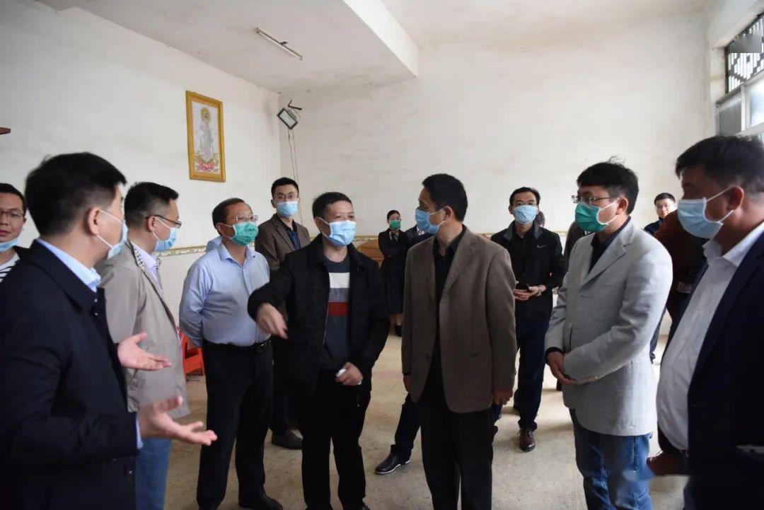 宜春市综治中心实体化建设现场会到八景镇参观