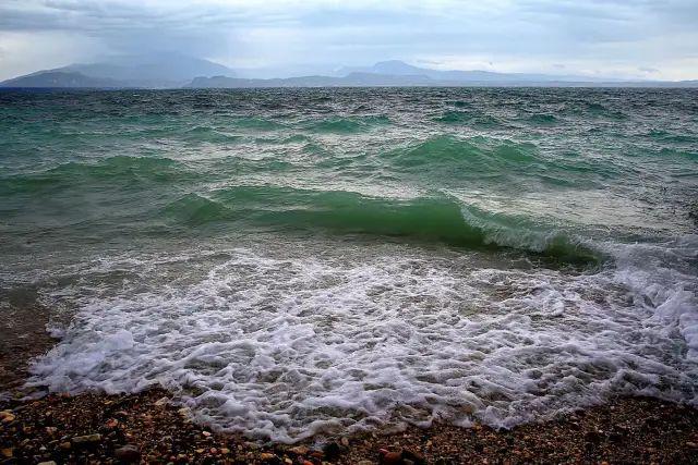 风雨加尔达浪迹湖山色意游未尽118