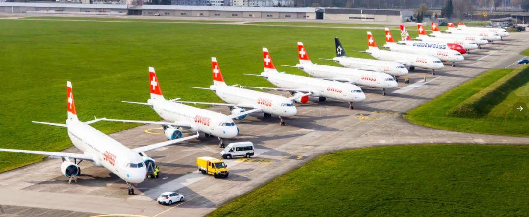 全球停飞各地机场跑道变飞机停机场