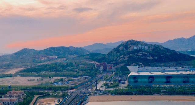 地址:青岛市黄岛区星海湾路8中国石油大学"冰糖炖雪梨,石大我爱你!