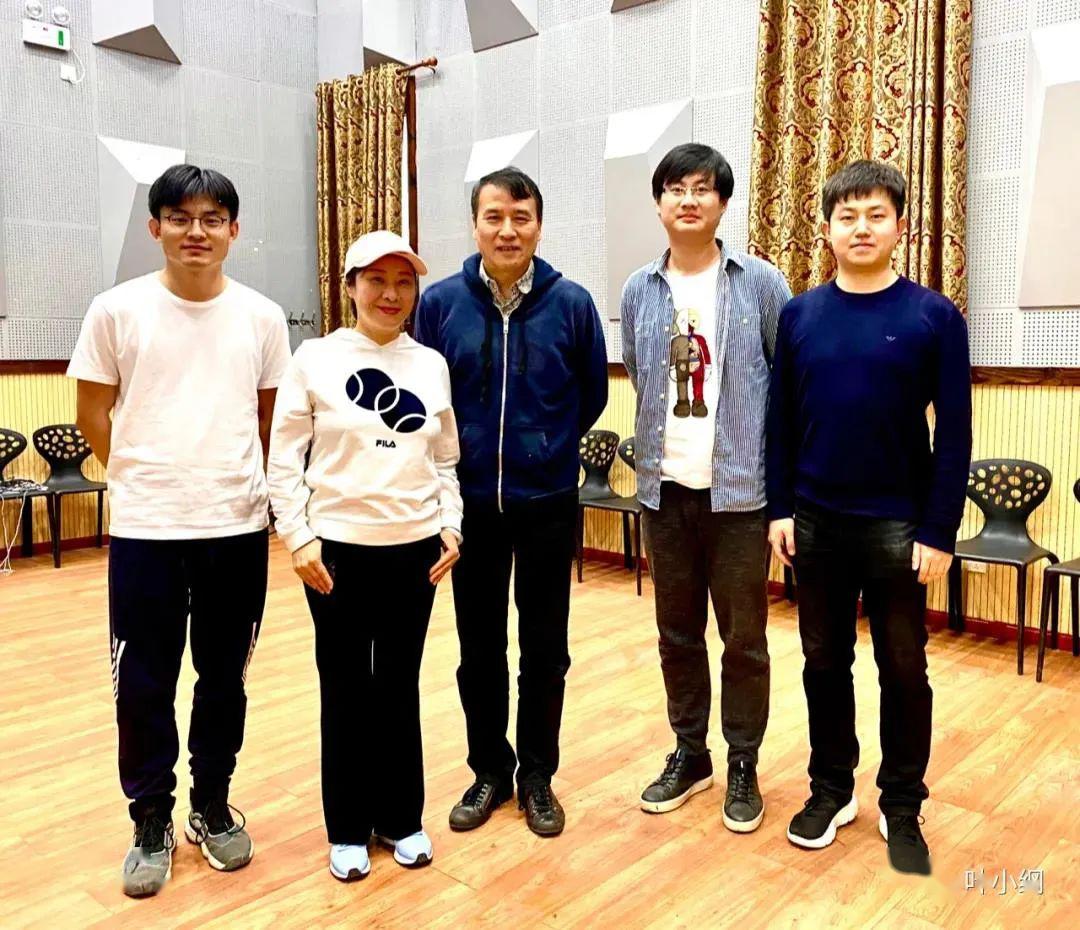 王兆玉录音统筹:李朋录音:平月 王灏混音:印月录音棚:北京金田