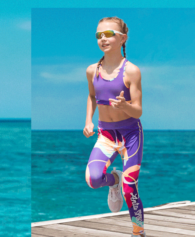 友谊新都百货安踏童装在活力顽家ellagross邀你海边畅跑一夏