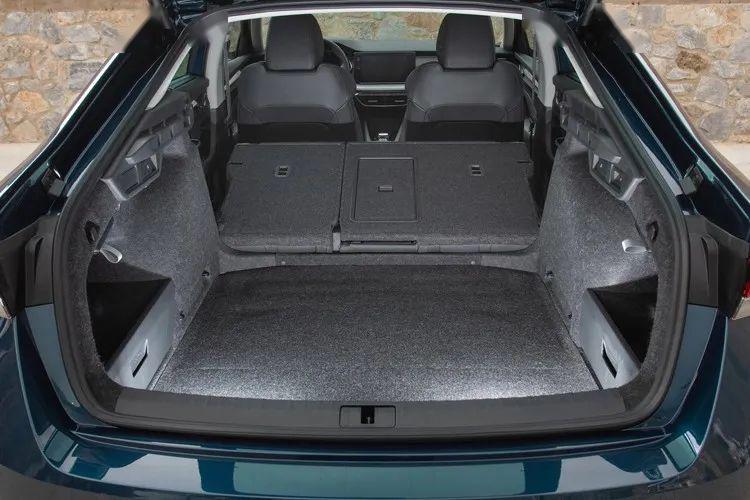 多种动力总成作为一款全球车型,新一代明锐提供了多种动力总成,包括1.