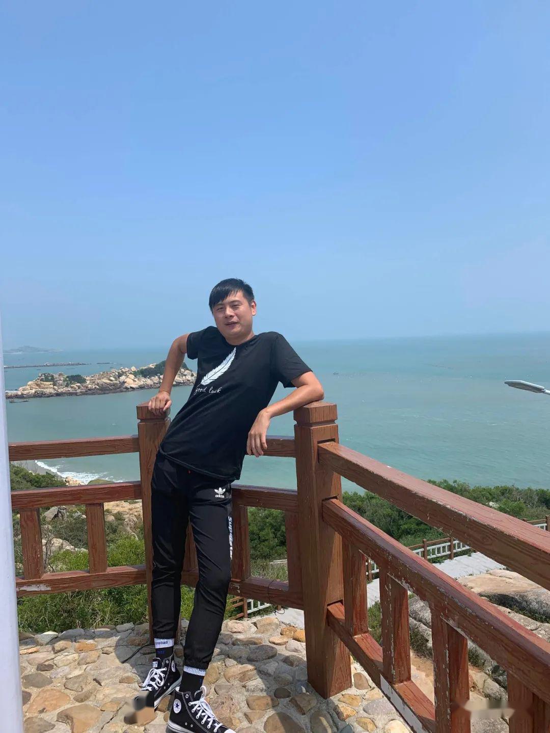 交友今日男神1米83个性内敛的暖男我的感情史是一张白纸