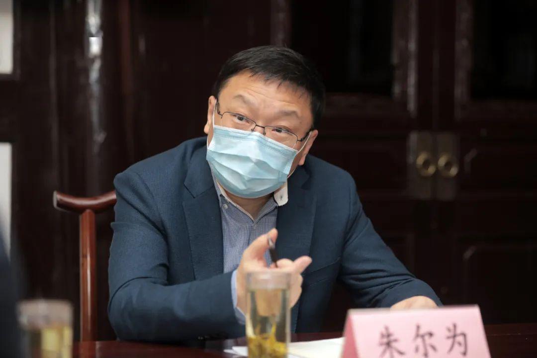 商旅在行动市商旅集团总经理钱伯皓一行赴西博会博物馆检查指导安全