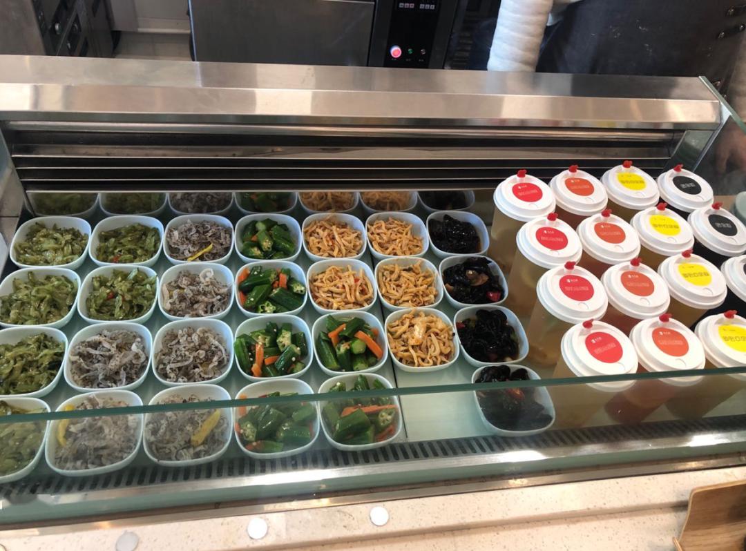 海底捞首家快餐店一碗面99人均19元