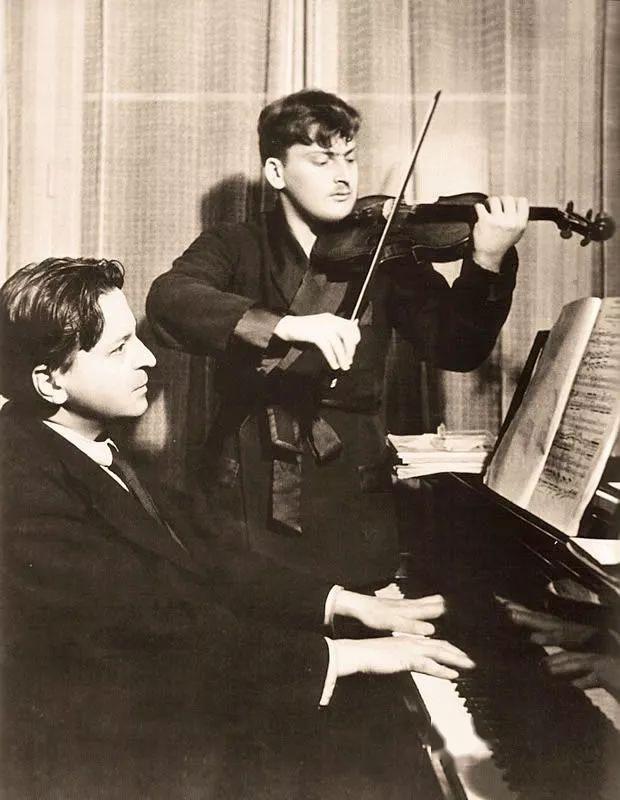 最杰出的小提琴神童梅纽因大师逝世21周年巴赫莫扎特帕格尼尼协奏曲