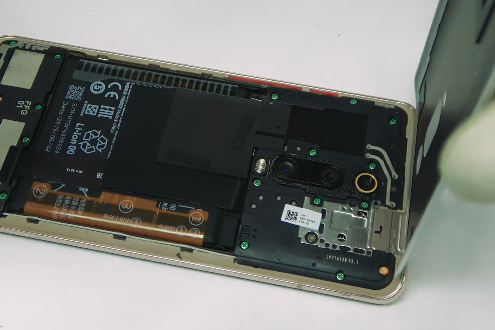 小米9pro拆解演示教程