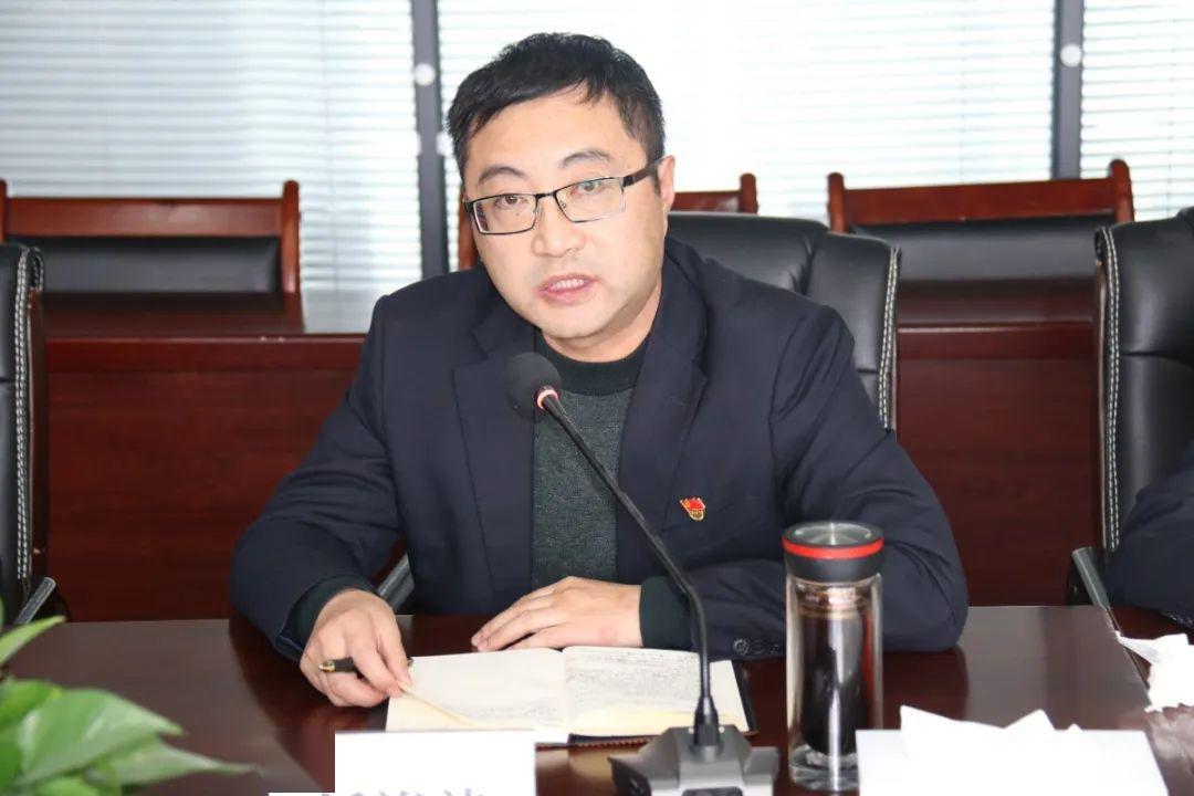 分局总会计师陈立功分局总经济师安玉国各抒己见,完善提高会上,分局副