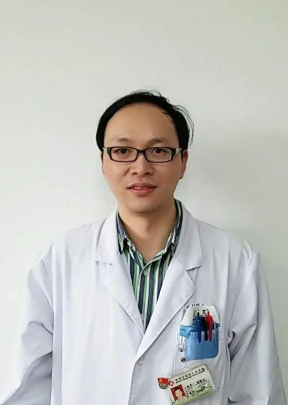 大学普外科硕士研究生毕业,师从江苏省人民医院普外科主任徐泽宽教授