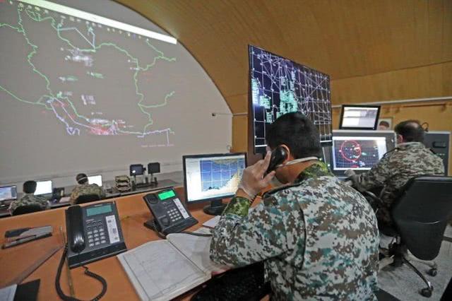 原创罕见伊朗战略指挥所曝光天波雷达像针刺让隐身飞机无处可逃