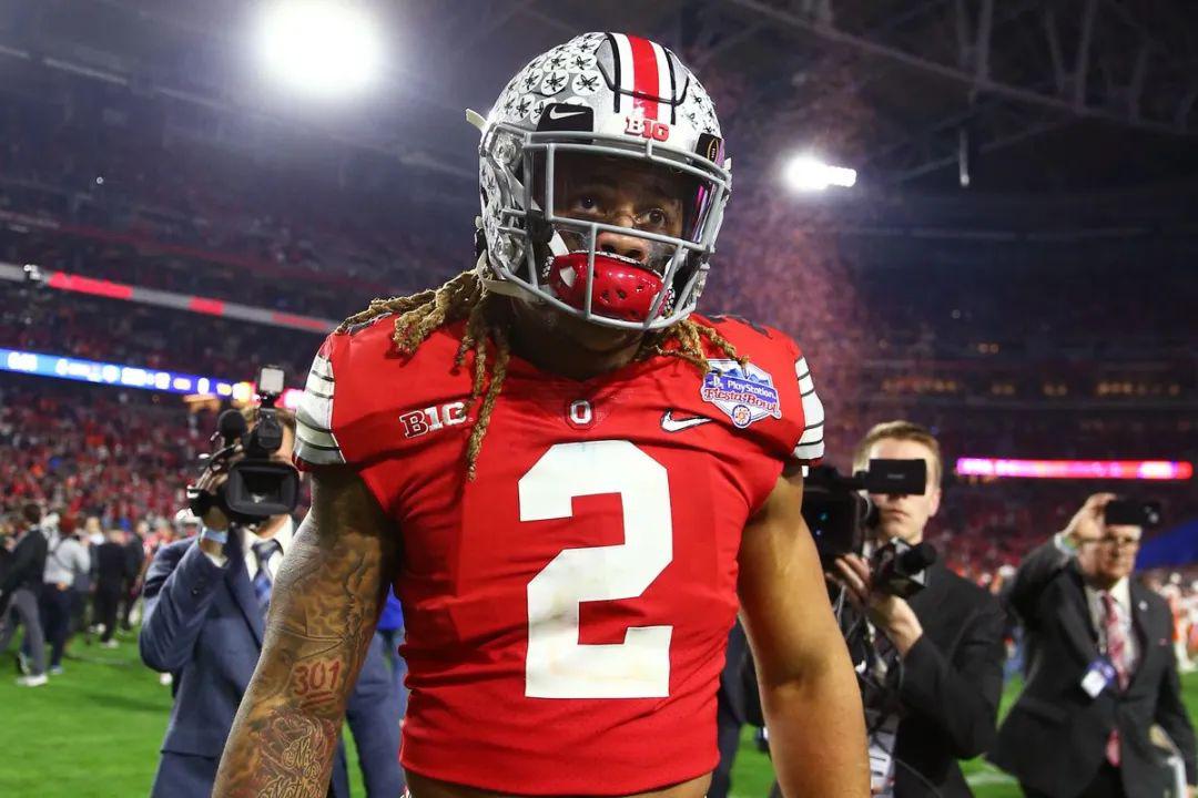 很明确了因为伯罗和杨的未来今年选秀悬念估计从探花才开始防守端锋