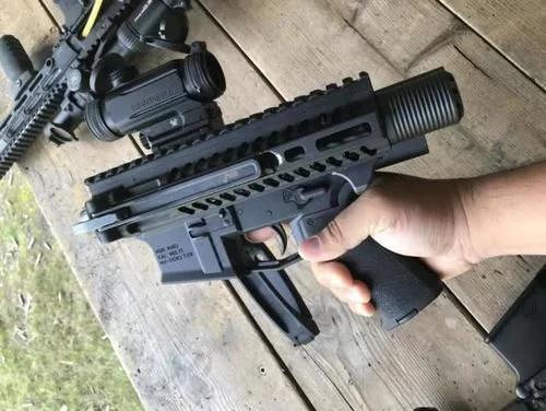 原创年度最便携步枪长度不足30厘米枪管枪托可折叠的神奇武器