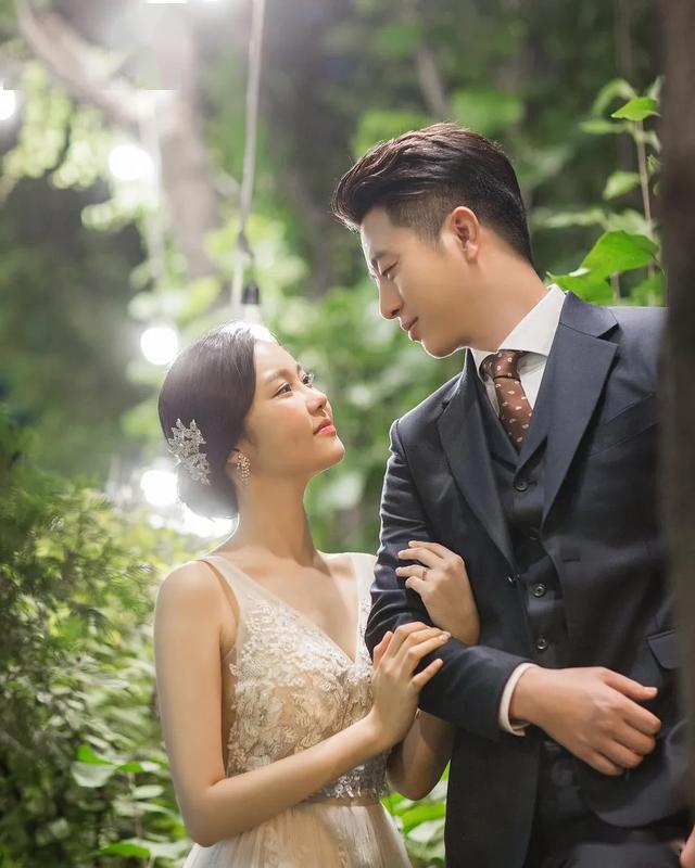 p图只管独自美丽这对韩国夫妇也太塑料了吧