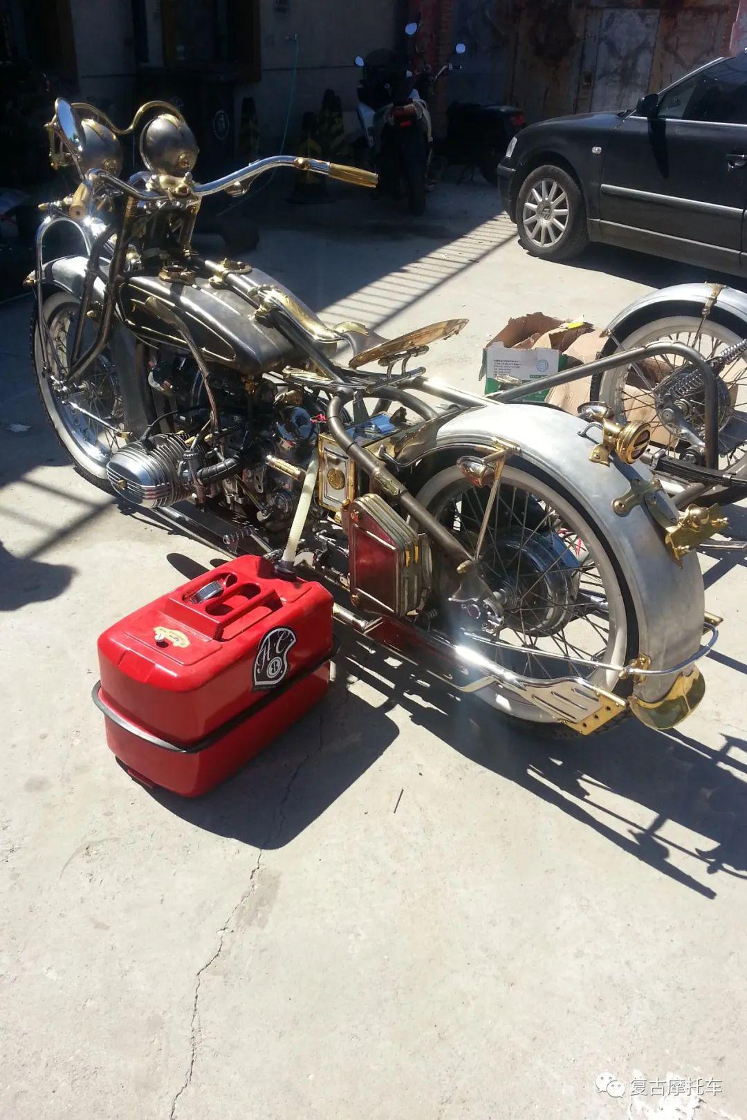 比复古更古长江750改装投稿