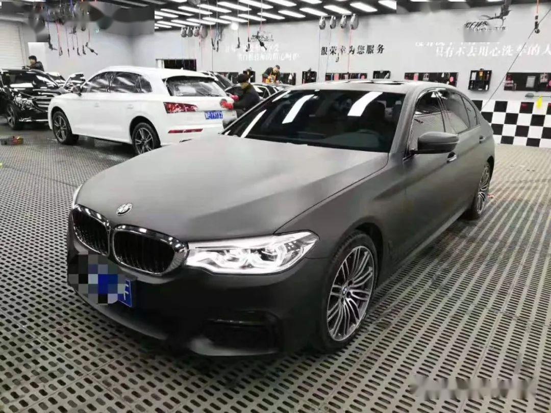 高碑店哪里做汽车改色专业汽车改色就来黑白格