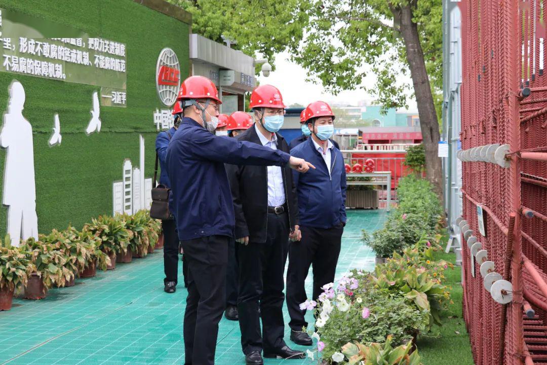赵红鹰拜访中国铁建华中区域总部并考察南京地铁项目