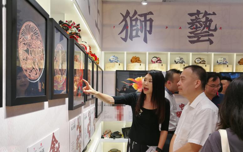 文创文旅传统手工艺绽放新活力走进佛山市民间艺术研究社