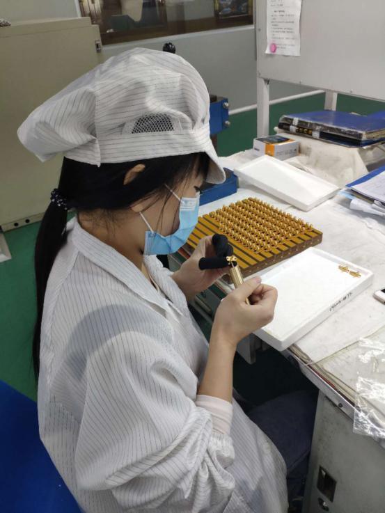 各班组之间相互配合,顺利完成生产任务;保证工作计划,保证工作效率