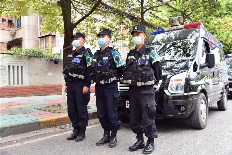 贵阳特警网格为民车轮上的警察在网格中演绎最美担当