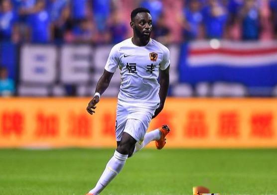 薪水照常发放未受疫情影响,合约只剩半年_凯文·博利