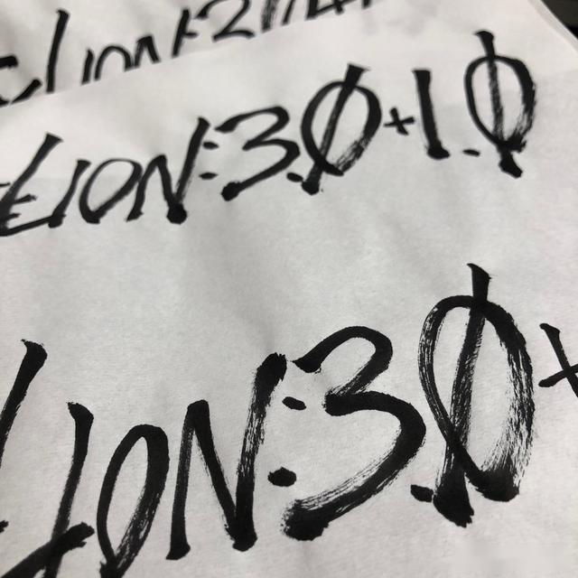 这是要出字体的节奏庵野秀明亲笔写的evangelion3010被晒出