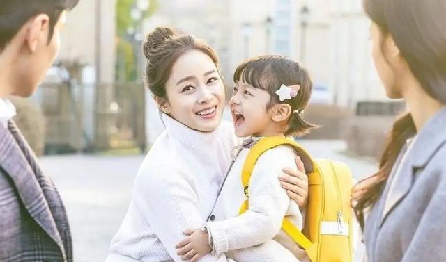 37岁rain晒热舞视频状态太好,与老婆恩爱8年,婚礼只花了1万