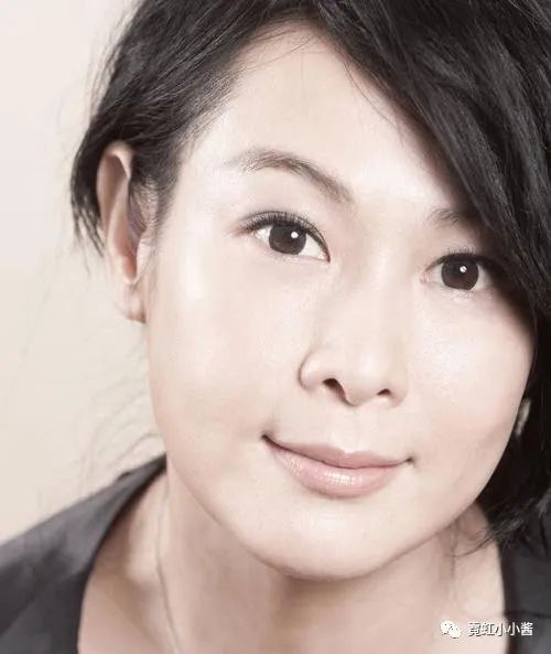 原创详解:人中沟是如何增加或者拖累颜值的|日本医美