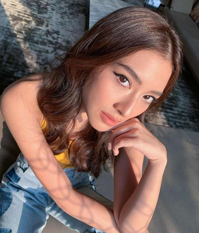 mewmewmewmewmew与老公hisosentjames j为mew拍摄的照片