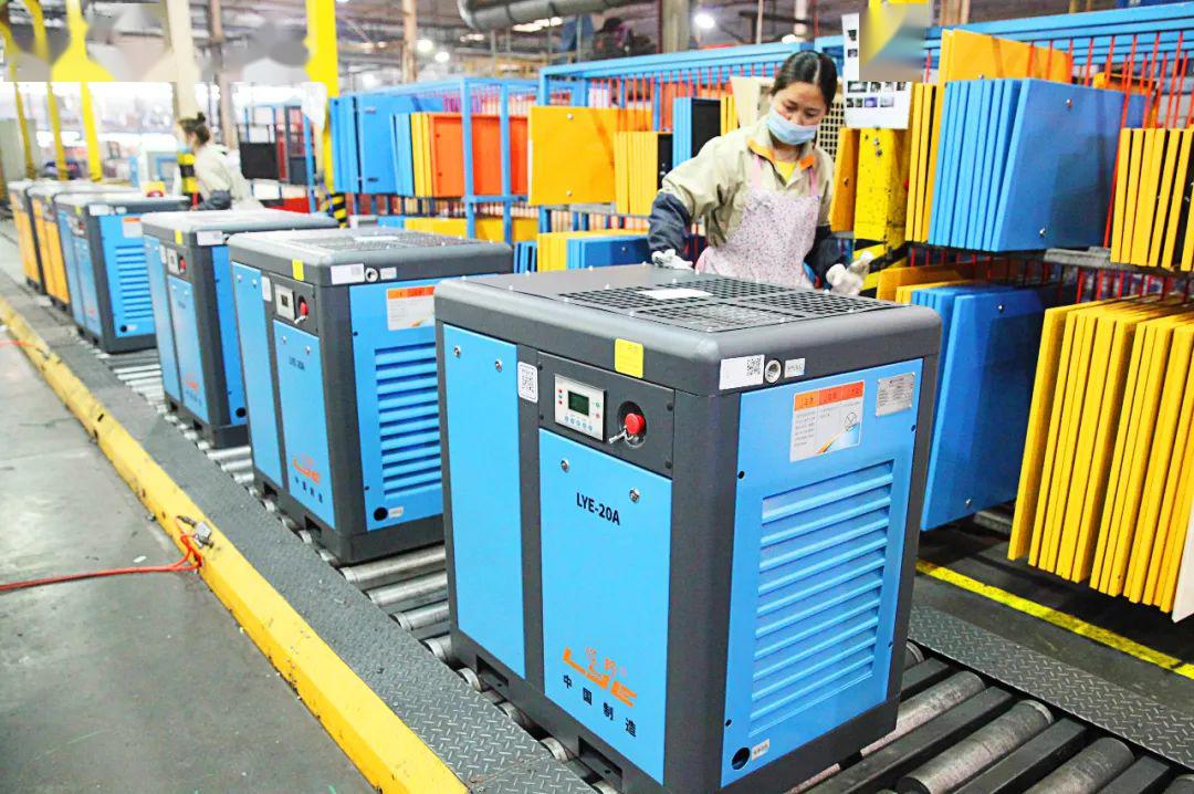 鑫磊压缩机订单井喷式增长_空压机