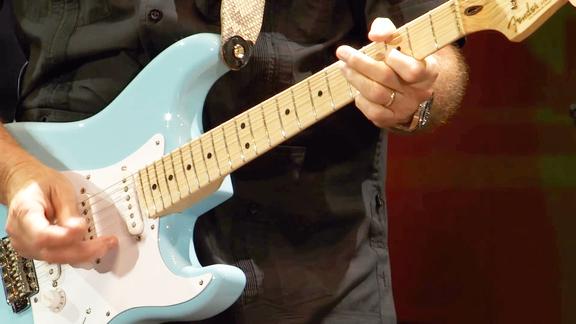 已跪拜吉他之神ericclapton弹吉他你那叫弹棉花live经典